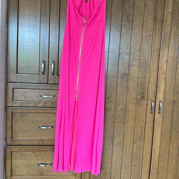Hot Pink Formal halter dress size M - Picture 2 of 7